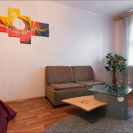 On Kamennogorskaya Apartament Mińsk